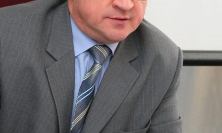 Олександр Братанов