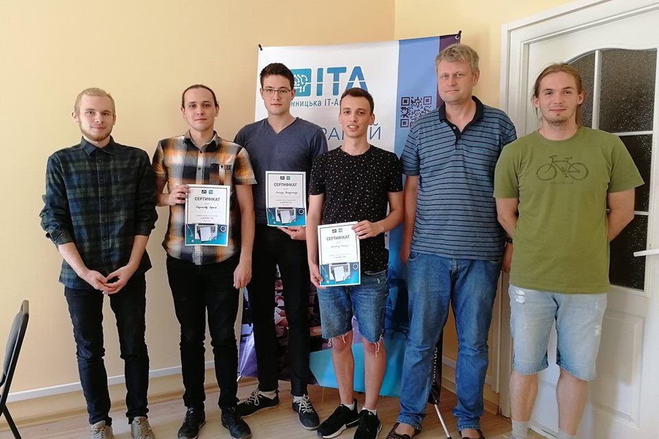 Факультет математики та інформаційних технологій вітає Сергія Сергійовича Гладіголова із перемогою у Hackathon Data Science