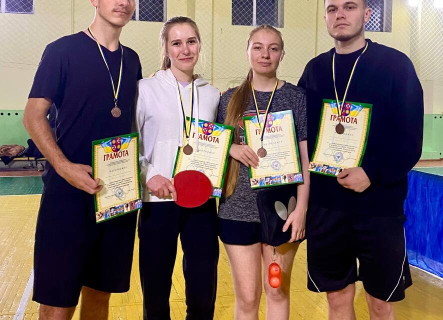 Команда ДонНУ імені Василя Стуса посіла 3 місце у змаганнях із настільного тенісу