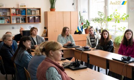 Зустріч із дієтологинею та психологинею Галиною Бурковською: «Здорова їжа. Що це?»