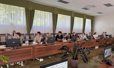 Дебатний турнір імені Василя Овсієнка «Права людини в умовах війни»