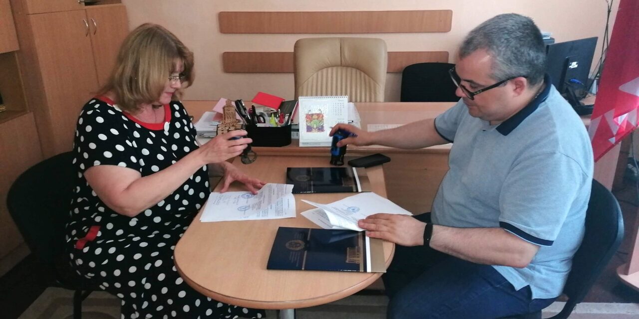 Підписано Договір про співробітництво між ДонНУ імені Василя Стуса та КЗ «Вінницький фізико-математичний ліцей №17»