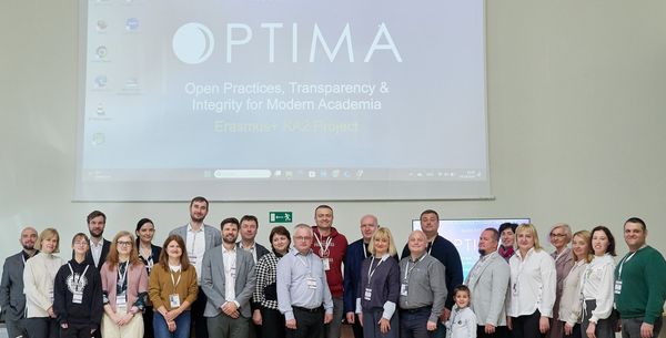 Науковці ДонНУ імені Василя Стуса взяли участь у міжнародному тренінгу у Вроцлавському університеті науки та технологій (Польща)